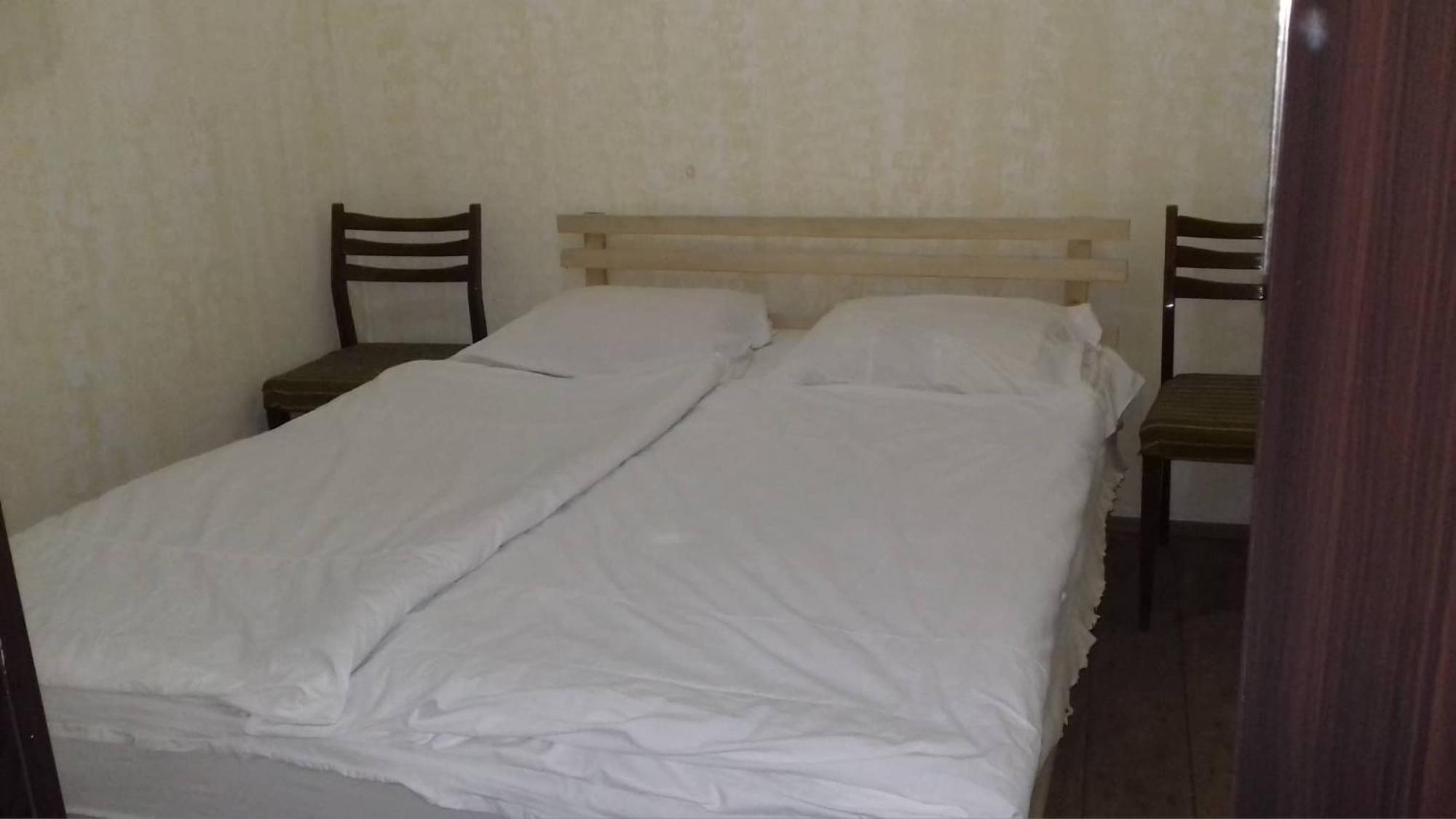 Farmer'S Guest House Telavi Oda fotoğraf